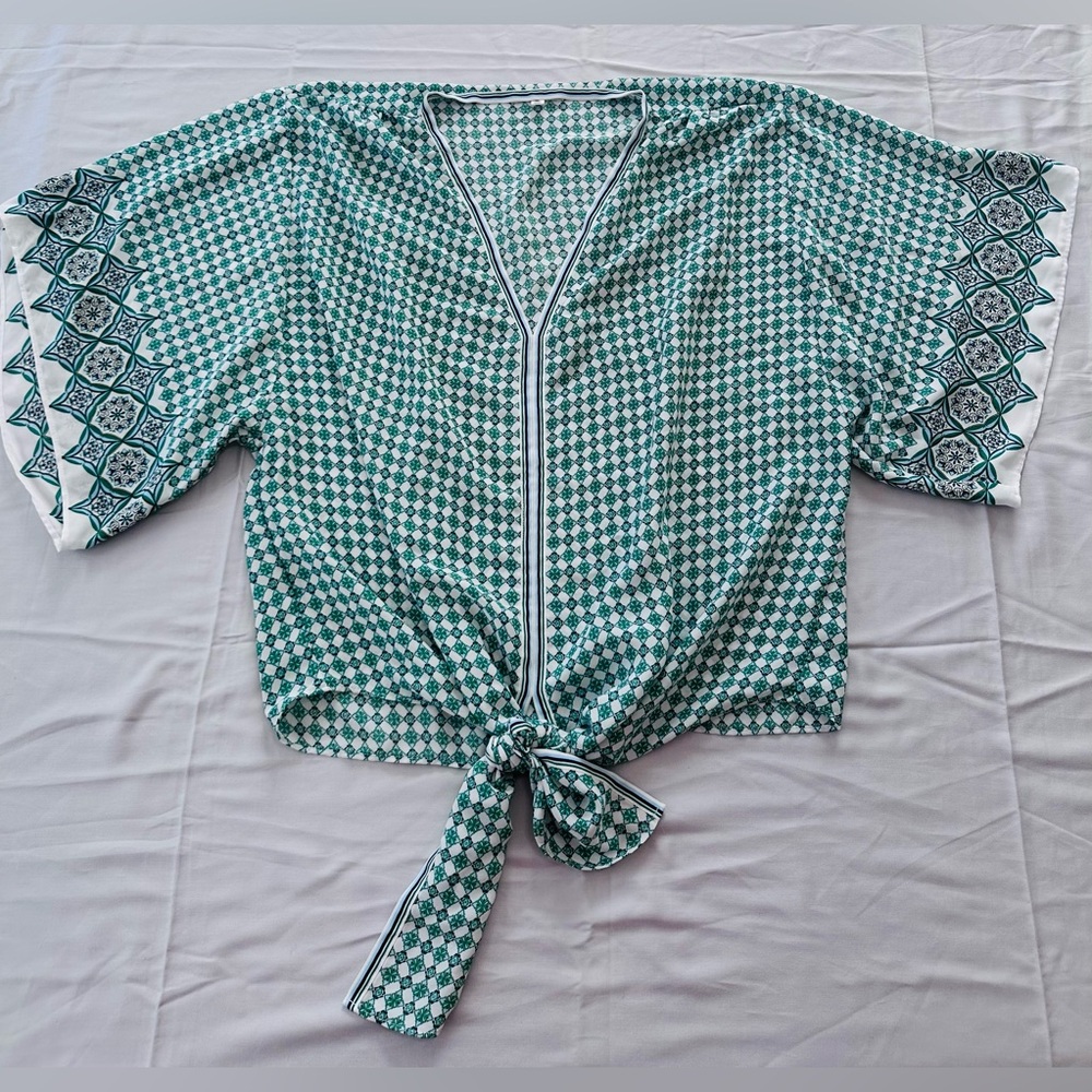 Max Studio Ivory Green and Blue Mosaic Print Tie Front V-Neck Bell Sleeve Top
